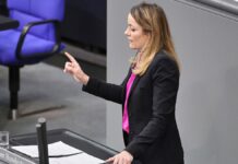 Linke und Union sehen in Stillhaltezusage keinen AfD-Teilerfolg Linke und Union sehen in Stillhaltezusage keinen AfD-Teilerfolg