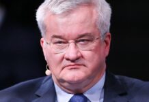 Ukraine bietet Waffenruhe für 30 Tage ab Montag an Ukraine bietet Waffenruhe für 30 Tage ab Montag an