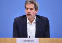 Regierungssprecher will Nachfolger öffentlich keine Tipps geben Regierungssprecher will Nachfolger öffentlich keine Tipps geben