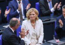 Bundestagspräsidentin Klöckner lehnt Bürgerräte ab Bundestagspräsidentin Klöckner lehnt Bürgerräte ab