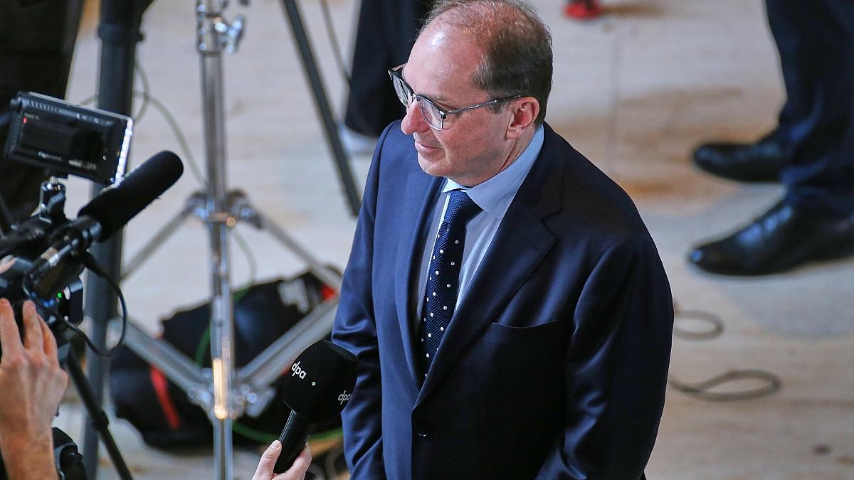 Dobrindt kündigt stärkere Kontrollen an Grenzen an