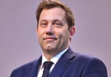 Ex-Finanzminister Eichel traut Klingbeil neues Amt zu Ex-Finanzminister Eichel traut Klingbeil neues Amt zu