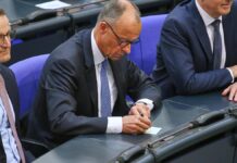 Merz scheitert bei Kanzlerwahl im ersten Wahlgang Merz scheitert bei Kanzlerwahl im ersten Wahlgang