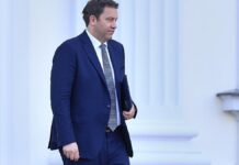 Grüne werfen Klingbeil Wortbruch und Haushaltstrickserei vor