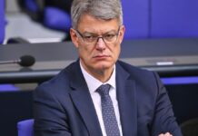 Verkehrsminister spricht Machtwort bei der Bahn