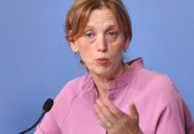 Prien für verpflichtenden Besuch von KZ-Gedenkstätten