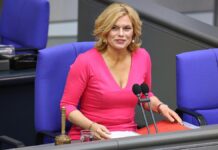 Klöckner sagt allen Fraktionen angemessene Bedingungen zu