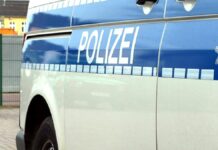 Ehepaar stirbt nach schwerem Verkehrsunfall in Ostwestfalen Ehepaar stirbt nach schwerem Verkehrsunfall in Ostwestfalen