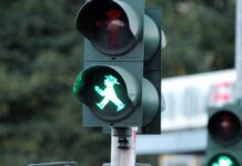 Rufe nach längeren Grünphasen für Fußgänger in Sachsen-Anhalt