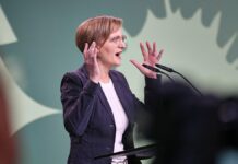Grünen-Vorsitzende beklagt "Kakophonie in der SPD"