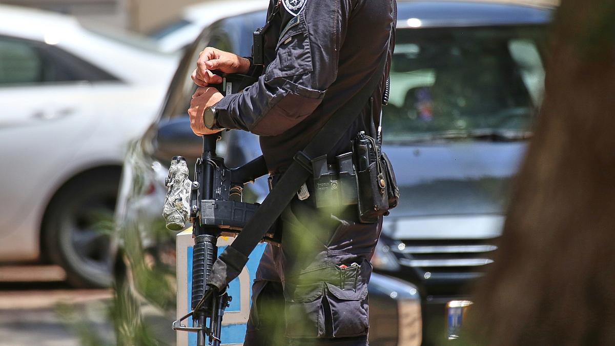 Iran wohl offen für Gespräche mit Israel - Angriffe gehen weiter