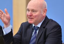 Truger: Mindestlohn notfalls "per Gesetz auf 15 Euro anheben"