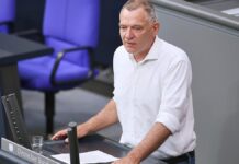 Linke pocht auf Sitz im Geheimdienst-Kontrollgremium