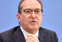 Linke wirft Dobrindt Verharmlosung der Gefahr von Rechts vor