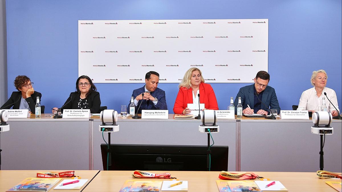 MetallRente: Jugendliche für mehr Unterstützung bei Altersvorsorge