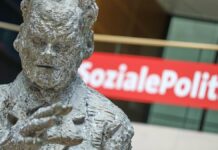 Brandt-Sohn blickt mit "Mitleid und Sorge" auf Kniefall des Vaters