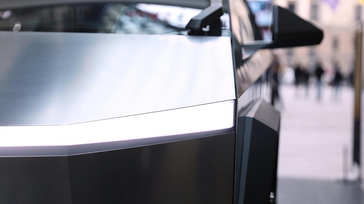 Ost-Wirtschaft sieht Tesla-Standort wegen Grenzkontrollen gefährdet