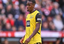 BVB-Spieler Gittens unterschreibt beim FC Chelsea