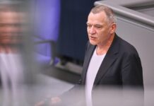 Van Aken erwartet Kompromissbereitschaft von Union bei Richterwahl