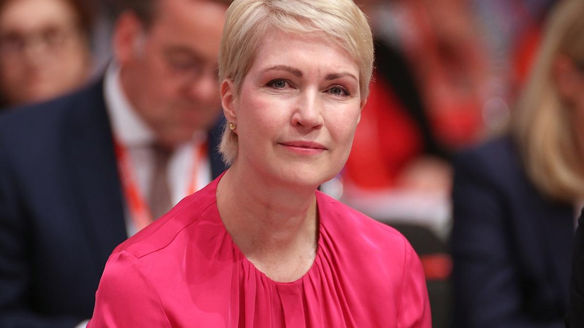Schwesig lehnt Anhebung des Renteneintrittsalters ab