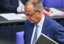 Grüne werfen Merz "Wortbruch" und "fossile Nostalgie" vor