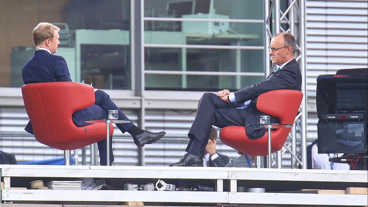 Merz findet Spahn "eindeutig" richtigen Mann als Fraktionschef