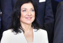 Reiche fordert Deutsche zu mehr Arbeit auf