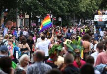 64 Festnahmen im Umfeld des CSD in Berlin – 3 Polizisten verletzt