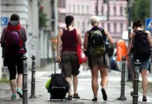 Ifo: Sommerhitze hilft Anbietern von Unterkünften kaum