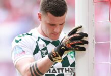 Eintracht Frankfurt verpflichtet Torwart Michael Zetterer