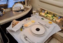 Regierung droht Streit über Abgabe für Luxusflugreisen