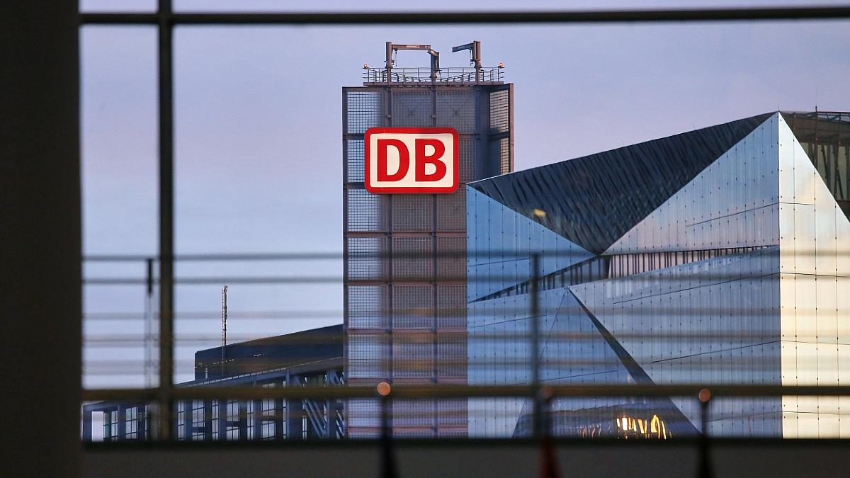 Bericht: Verkehrsminister entlässt Bahn-Chef Lutz