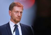 Kretschmer will Lohnfortzahlung bei Krankheit einschränken