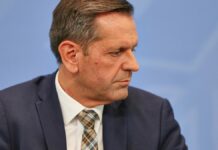 Niedersachsens Ministerpräsident fürchtet Staatszersetzung von innen