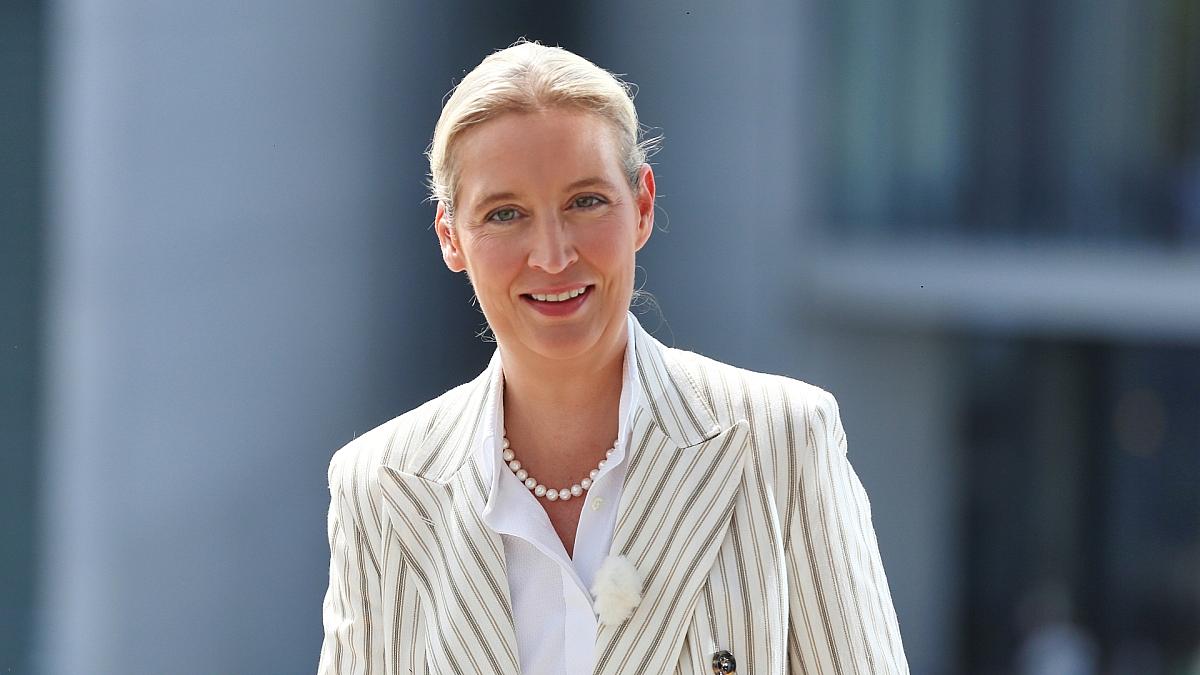 Insa: AfD in Wählergunst wieder gleichauf mit der Union