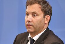 Schröder lobt Klingbeils Reformbemühungen als "mutig"