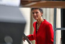 Wagenknecht zweifelt an Russlands Urheberschaft diverser Angriffe