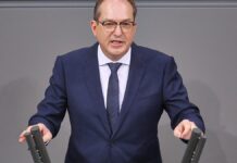 Dobrindt: "Polizeiliche und militärische Drohnenabwehr verzahnen"