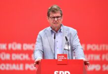 Stegner droht Union mit Koalitionsende bei Aufgabe der Brandmauer