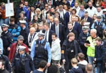 Geld gespart: Einheitsfeier hat 5,5 Millionen Euro gekostet