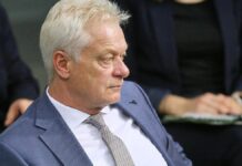 Rainer will Schutzstatus von Bibern und Fischerottern absenken Rainer will Schutzstatus von Bibern und Fischerottern absenken