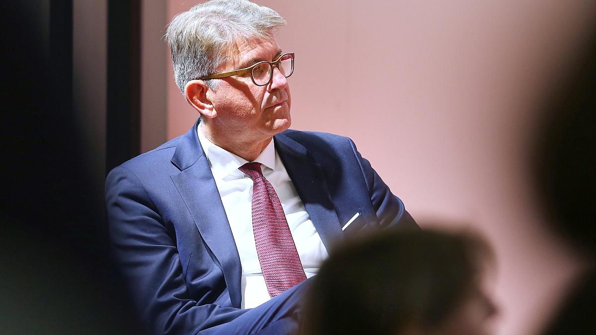 Weimer treibt Plattform-Abgabe voran - Eckpunktepapier geplant