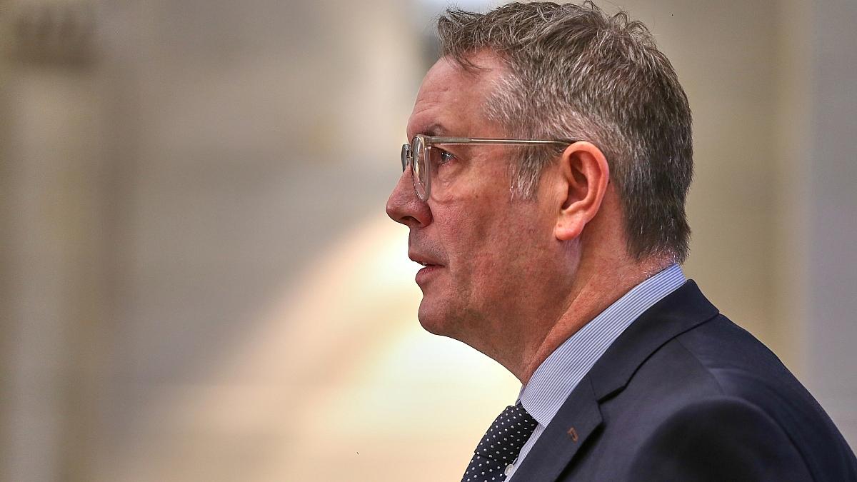 Schweitzer kritisiert Rentendebatte