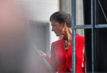 Wagenknecht schreibt wegen Neuauszählung Brandbrief an Klöckner