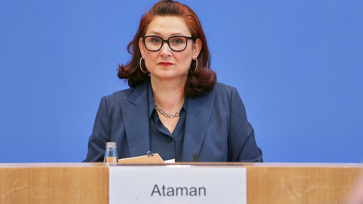 Ataman fordert besseren Schutz gegen sexuelle Belästigung im Alltag