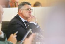 Rhein hält Minderheitsregierungen in Zukunft für realistisch