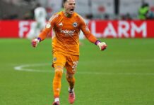 Champions League: Frankfurt trotzt Neapel torloses Remis ab