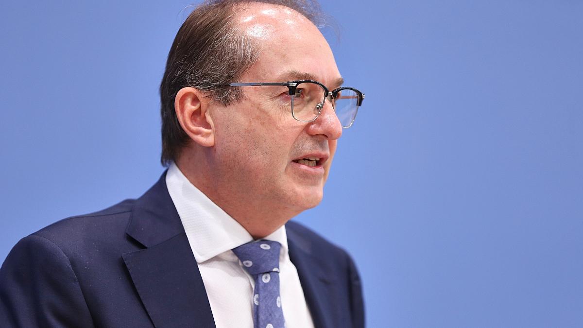 Dobrindts Cyber-Gegenwehr-Pläne stoßen auf Lob und Kritik