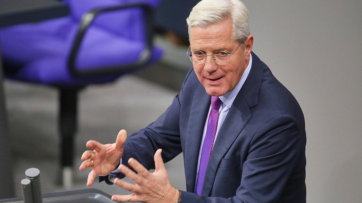 Röttgen: Europa muss Ukraine ohne US-Unterstützung helfen