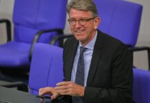 Weimer kontert Rücktrittsforderungen der AfD